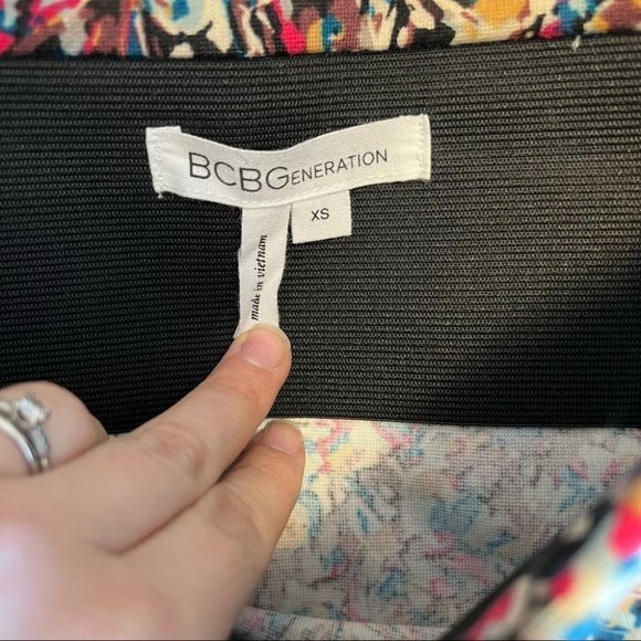 BCBGeneration Pull On Mini Skirt Multicolour Abstract Pattern - Picture 8 of 10